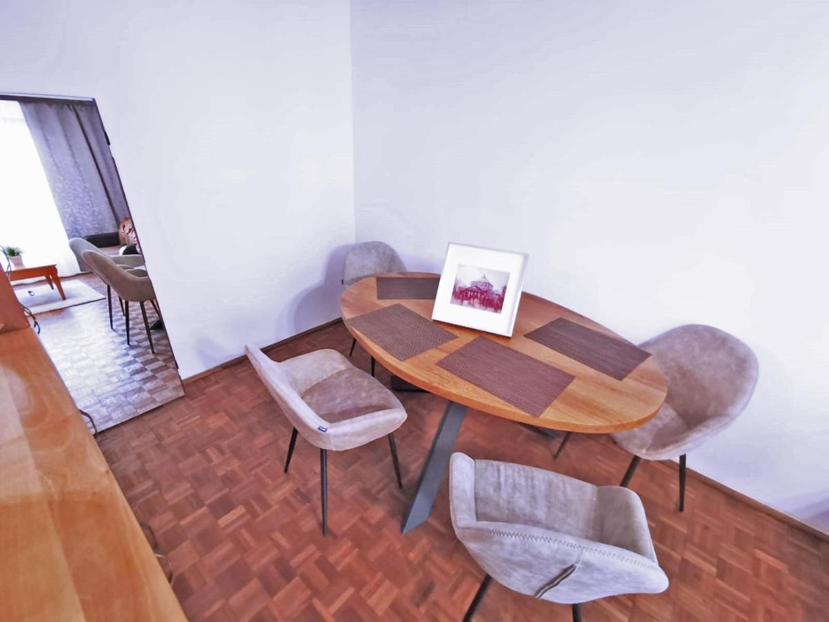 Cozy Sala Palatului 公寓